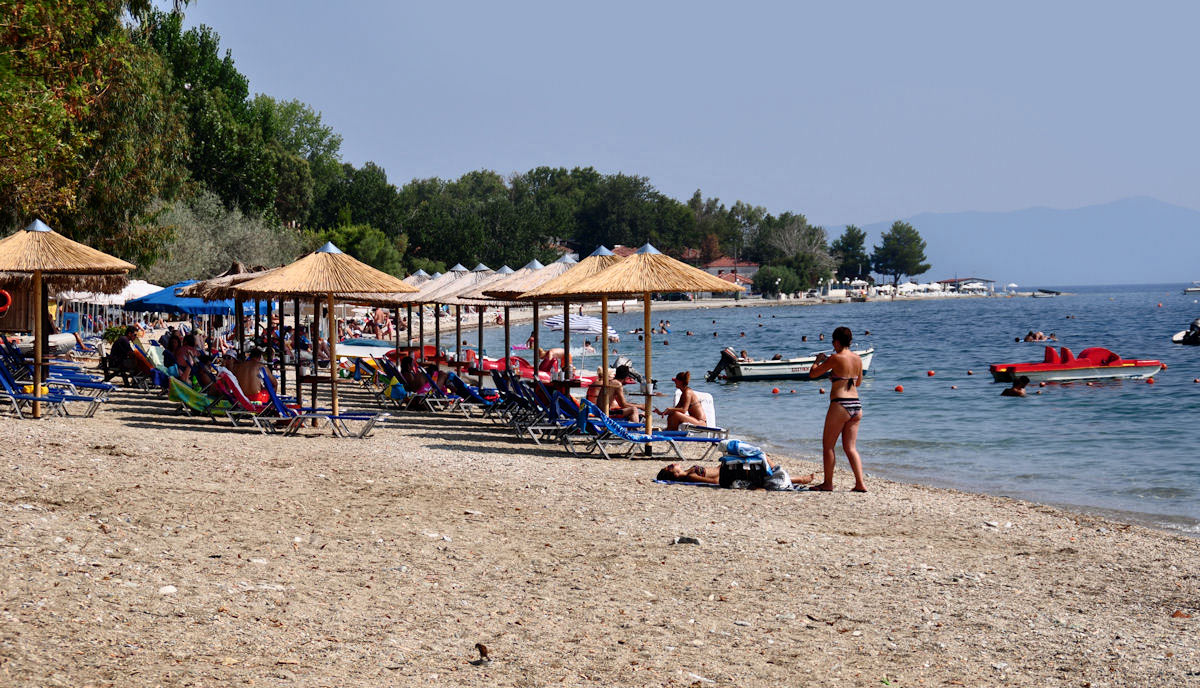 laluna-kala_nera_img02 laluna-kala_nera_img02